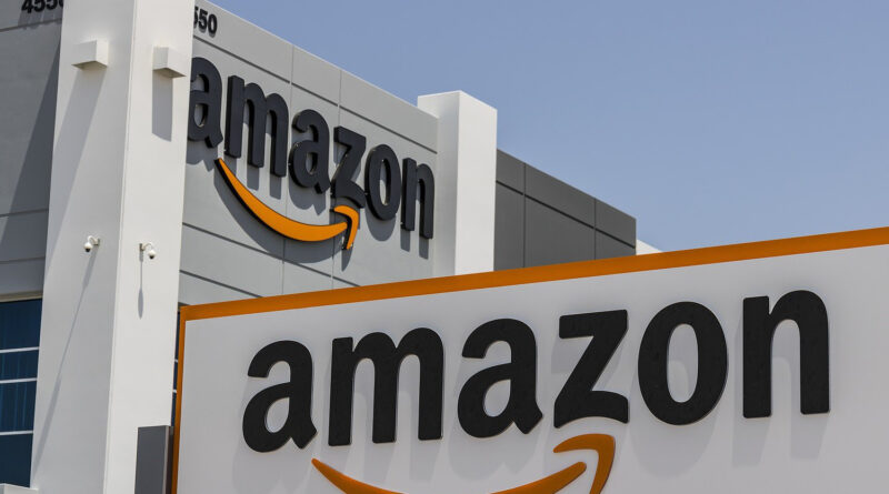 Új piacra tör be az Amazon – Már kapható a Halo fitnesz karperec