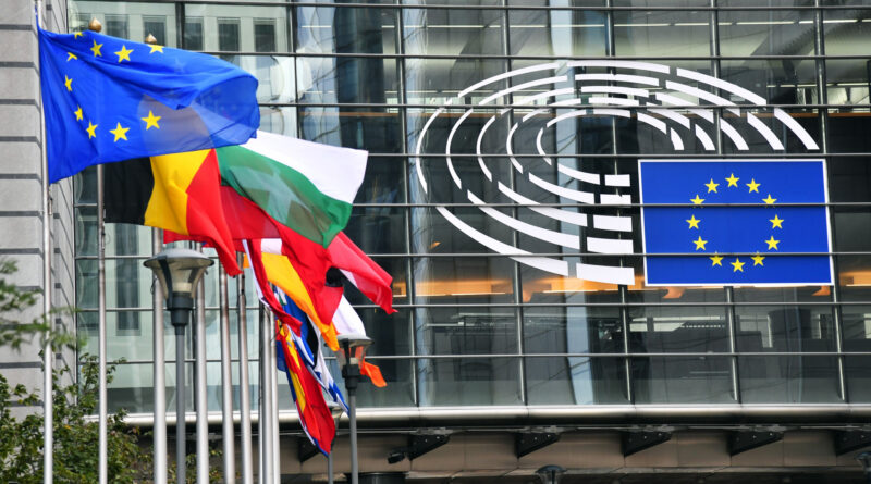 Az Európai Parlament megszavazta az üvegházhatású kibocsátások durva visszavágását