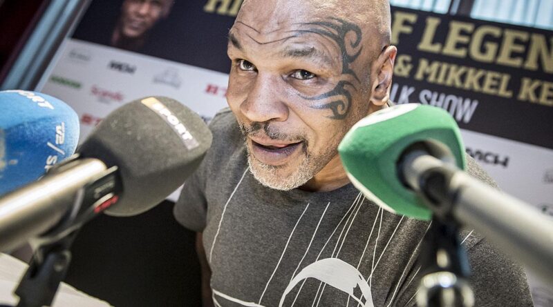 Profi boksz: Tyson fénykorának a súlyával mért be Jones ellen