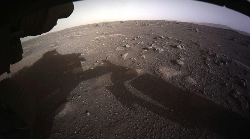 Mars: megjelentek az első felvételek a landolásról