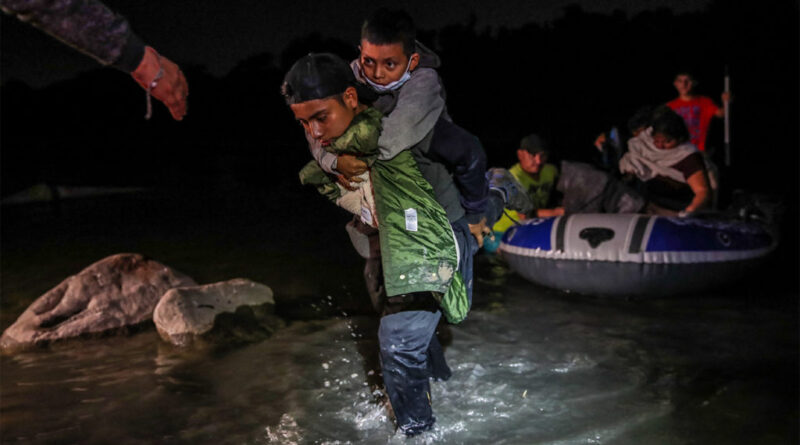 500 gyerek érkezik naponta kísérő nélkül az USA-ba, ahol szörnyű helyzetben találják magukat