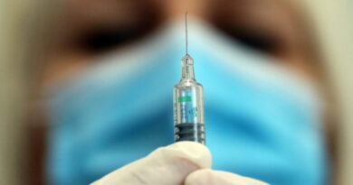 A Sinopharm leányvállalata gyerekeknek adható vakcinát kezdett embereken tesztelni