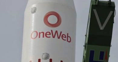 Az orosz elutasítás a OneWeb műholdas céget a SpaceX karjaiba hajtotta