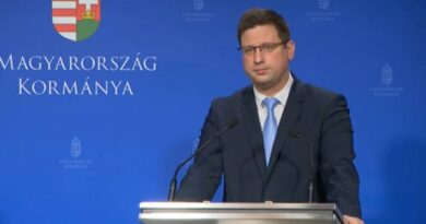 Gulyás Gergely: Ha ma a baloldal lenne kormányon, hadviselő fél lenne Magyarország