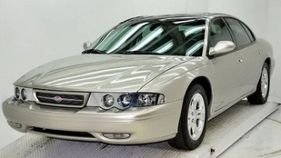 Az elfeledett 1993 Chrysler 300 koncepcióval nem nyersz autós találkozót