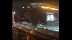 A kereskedésből hazafelé robbant le egy vadi új Corvette Z06