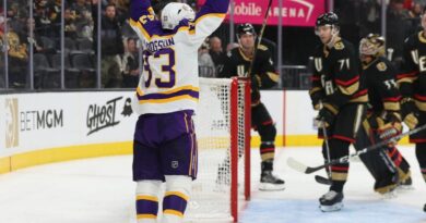 NHL: simán kikapott a Golden Knights, öt vereség után nyert az Avalanche
