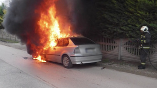 Szénné égett egy BMW Szigetszentmiklóson