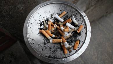 A füstszűrős cigaretták betiltásáért indult európai kampány