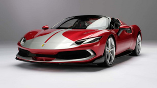 Ez a Ferrari 300 óráig épül, 5 millióba kerül, és nem is igazi