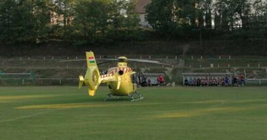 Megyei foci: mentőhelikopter vitte el a gólkirályt